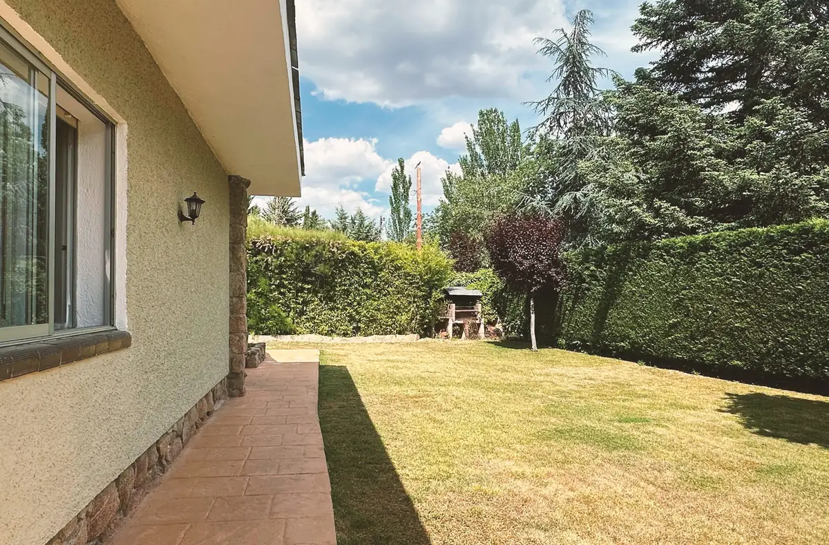 Casa del centro de desintoxicación residencial de Metta Alpha en Moralzarzal, Sierra de Madrid